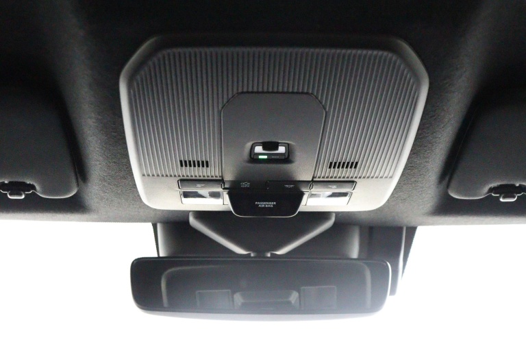 Toyota Urban Cruiser - Executive 61 kWh 31