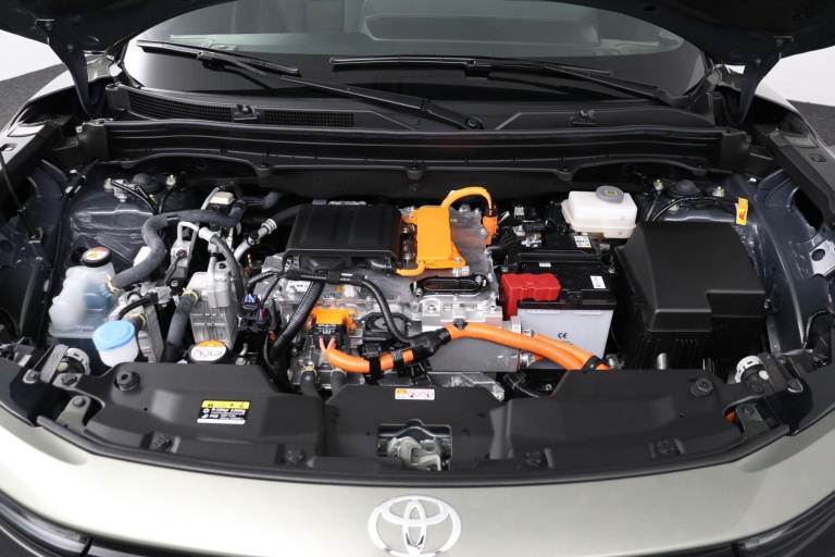 Toyota Urban Cruiser - Executive 61 kWh 34