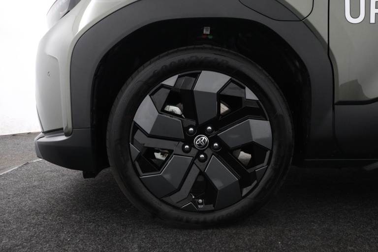 Toyota Urban Cruiser - Executive 61 kWh 38