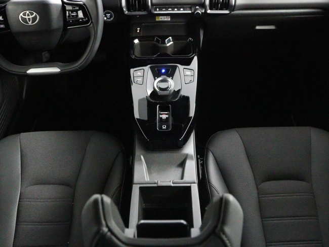 Toyota Urban Cruiser - Executive 61 kWh