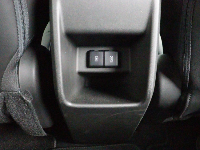 Toyota Urban Cruiser - Executive 61 kWh
