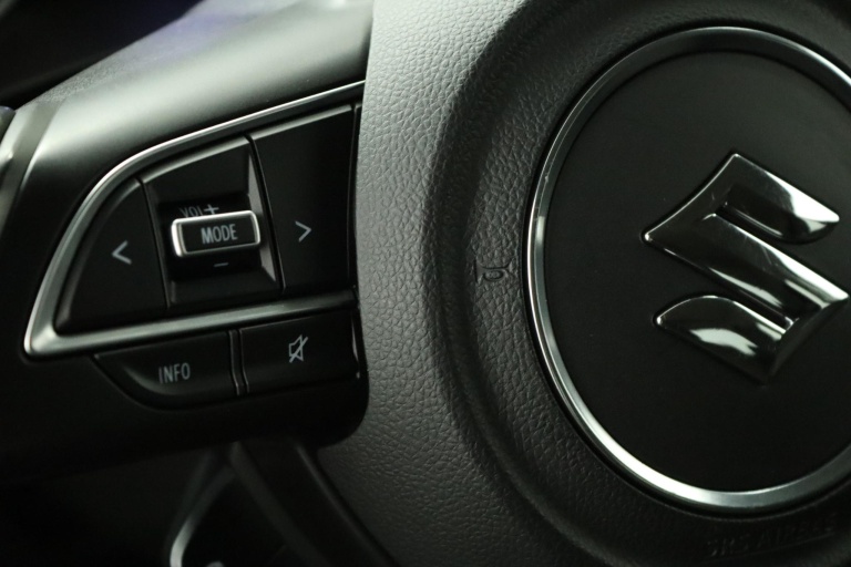 Suzuki Swift - 1.2 Stijl Smart Hybrid 19