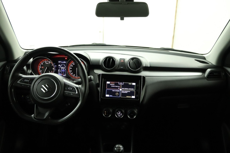 Suzuki Swift - 1.2 Stijl Smart Hybrid 63