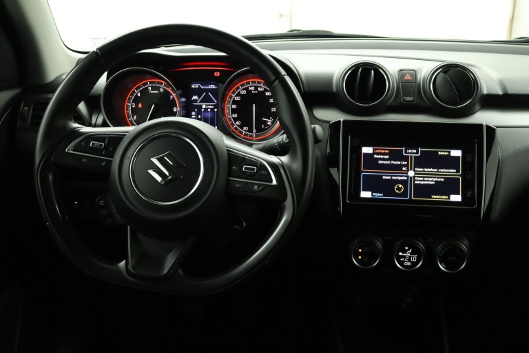 Suzuki Swift - 1.2 Stijl Smart Hybrid 64