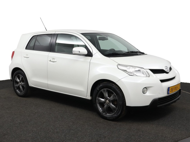 Toyota Urban Cruiser - 1.3 VVT-i Dynamic Pearl