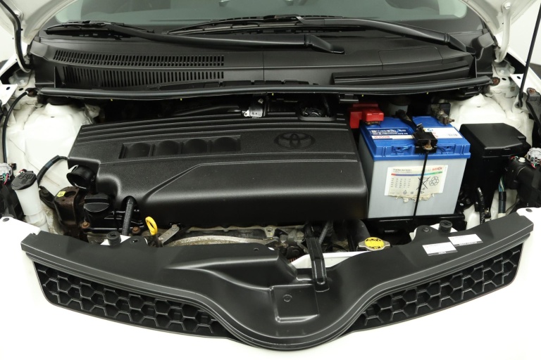 Toyota Urban Cruiser - 1.3 VVT-i Dynamic Pearl 33