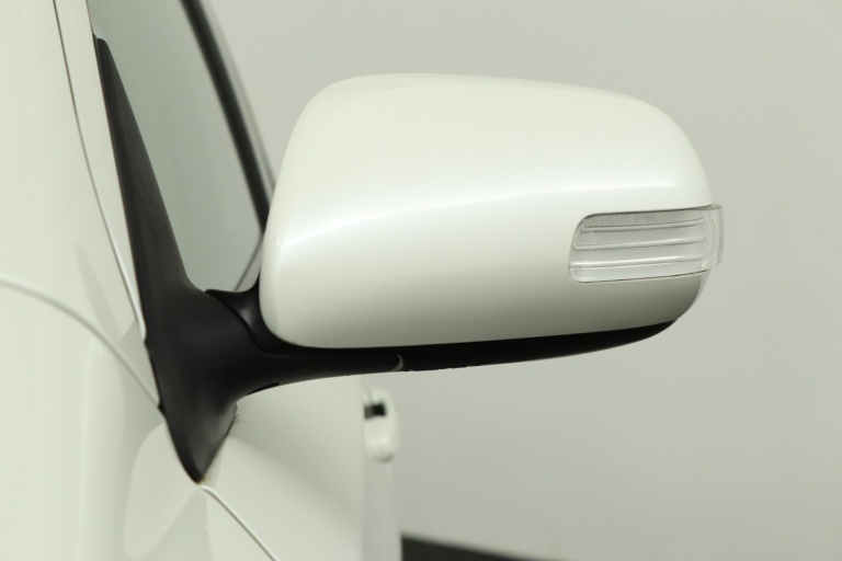 Toyota Urban Cruiser - 1.3 VVT-i Dynamic Pearl 35