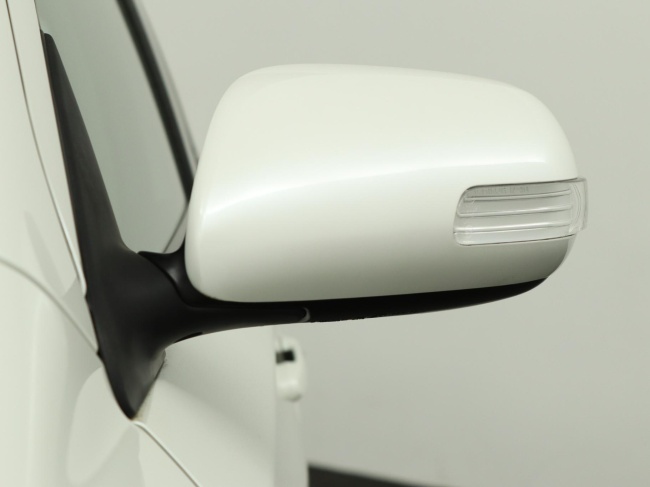 Toyota Urban Cruiser - 1.3 VVT-i Dynamic Pearl