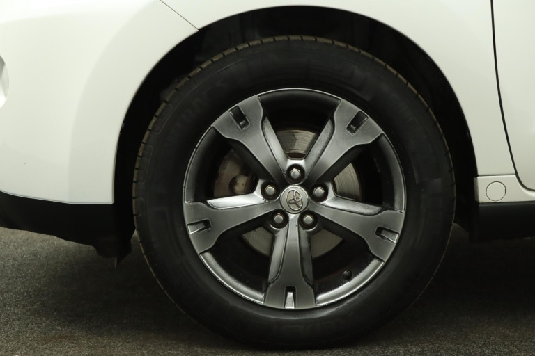 Toyota Urban Cruiser - 1.3 VVT-i Dynamic Pearl 36