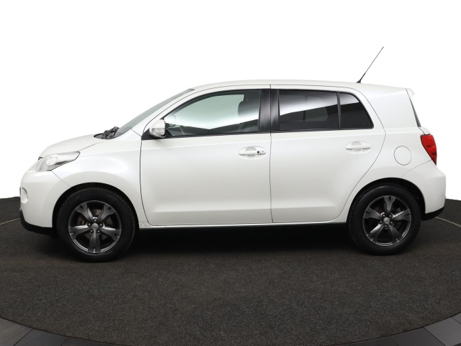Toyota Urban Cruiser - 1.3 VVT-i Dynamic Pearl