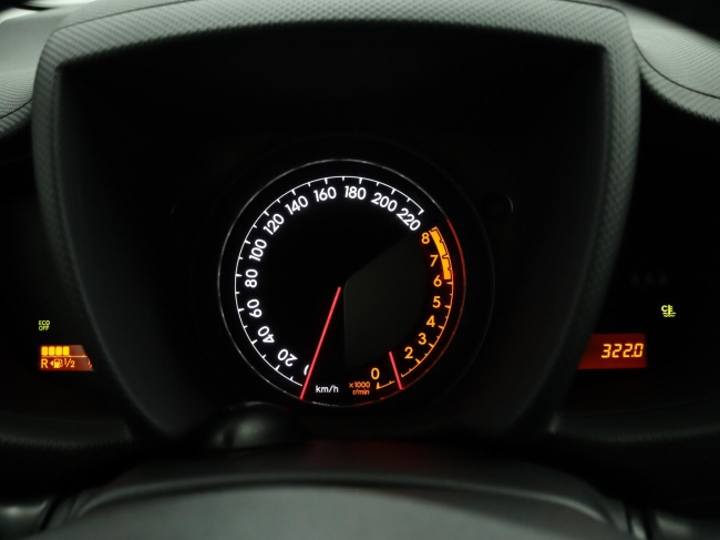 Toyota Urban Cruiser - 1.3 VVT-i Dynamic Pearl