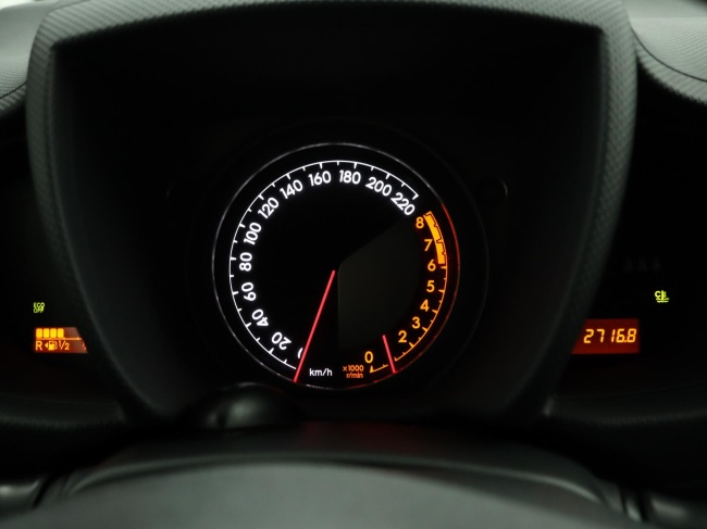 Toyota Urban Cruiser - 1.3 VVT-i Dynamic Pearl