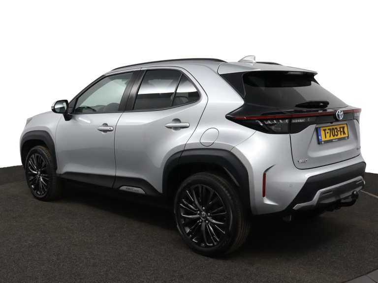 Toyota Yaris Cross - 1.5 Hybrid Adventure 12