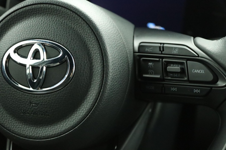 Toyota Yaris Cross - 1.5 Hybrid Adventure 21