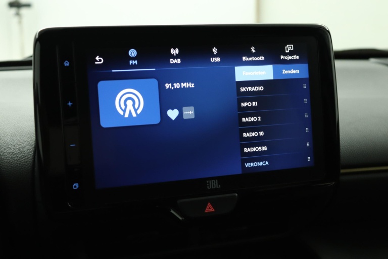 Toyota Yaris Cross - 1.5 Hybrid Adventure 8