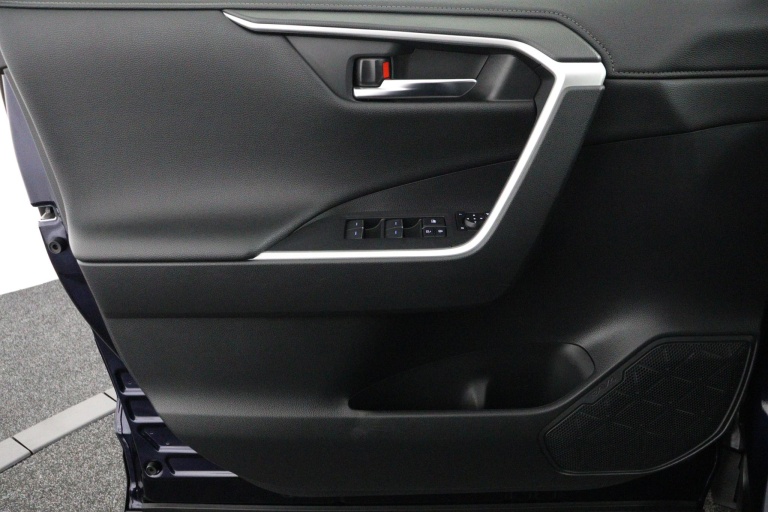 Toyota RAV4 - 2.5 Hybrid AWD Dynamic 44