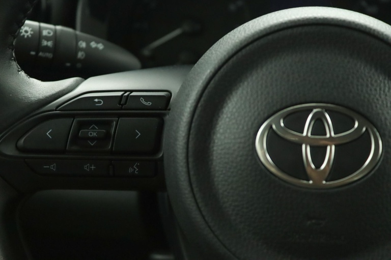 Toyota Yaris - 1.5 VVT-i Active 19