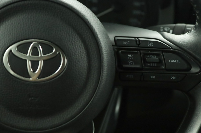Toyota Yaris - 1.5 VVT-i Active 21