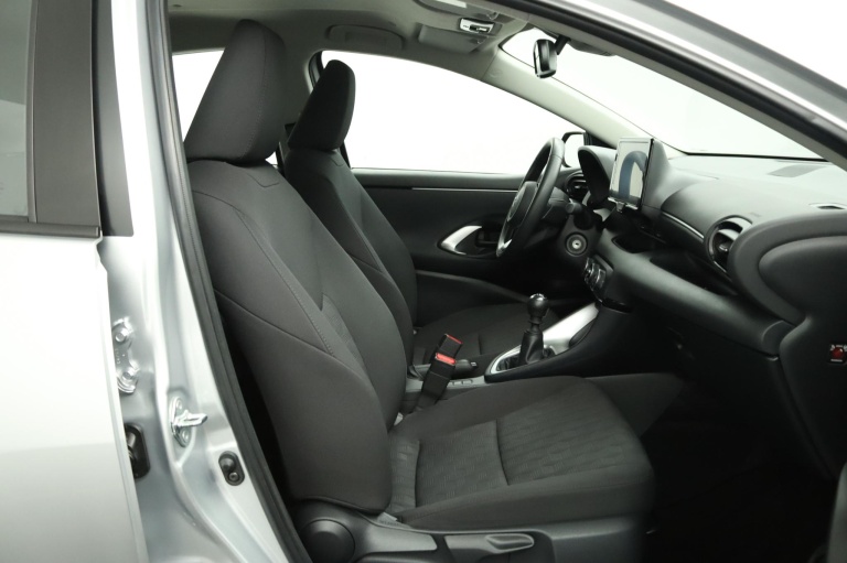 Toyota Yaris - 1.5 VVT-i Active 22