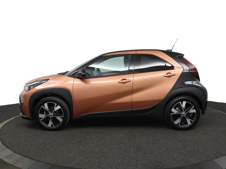Toyota Aygo X - Hybrid 115 pulse 3