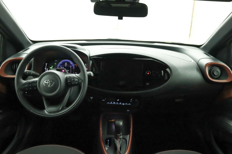 Toyota Aygo X - Hybrid 115 pulse 57