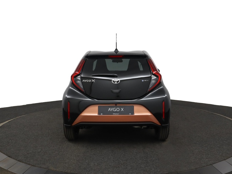 Toyota Aygo X - Hybrid 115 pulse 59