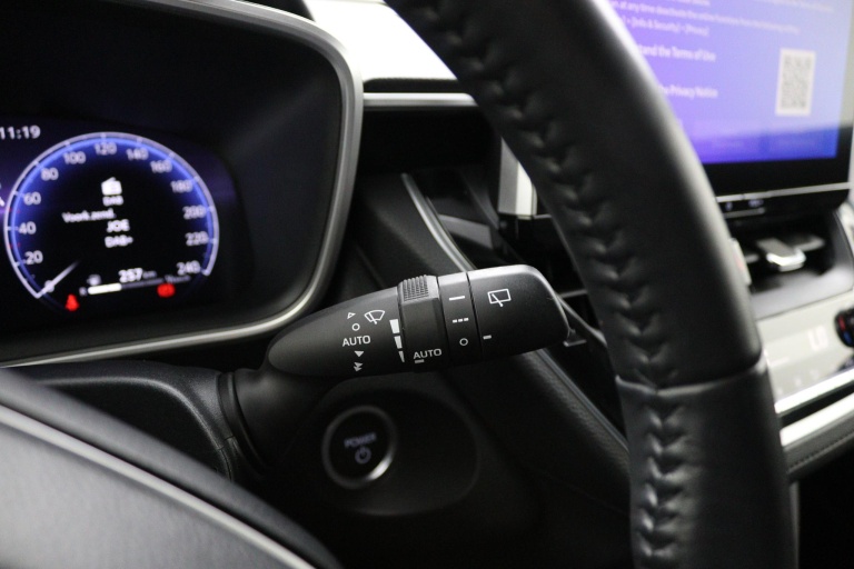Toyota Corolla Cross - Hybrid 200 Dynamic 31