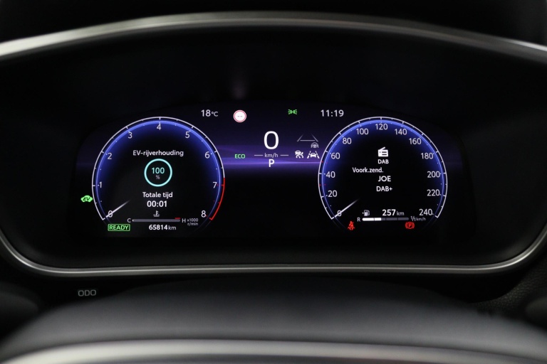 Toyota Corolla Cross - Hybrid 200 Dynamic 6