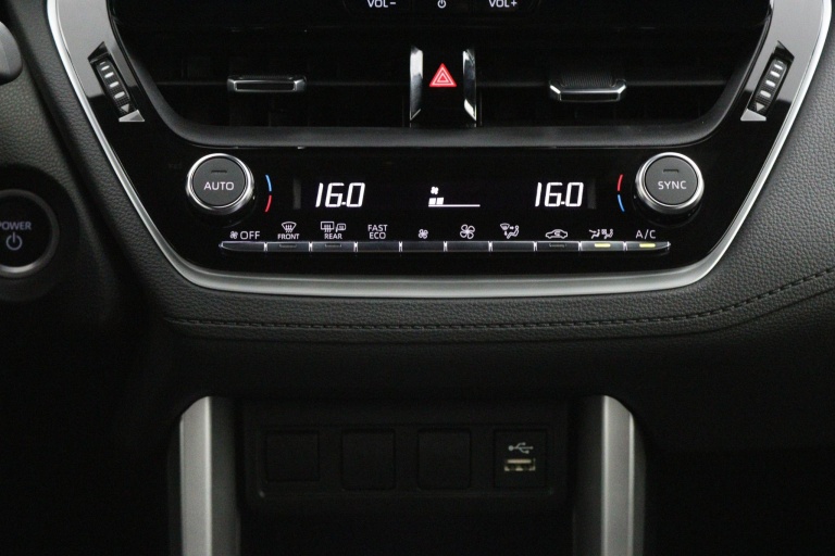 Toyota Corolla Cross - Hybrid 200 Dynamic 7