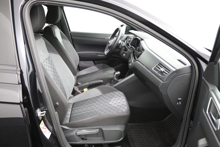 Volkswagen Taigo - 1.5 TSI R-Line Business 17