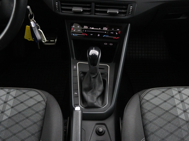 Volkswagen Taigo - 1.5 TSI R-Line Business