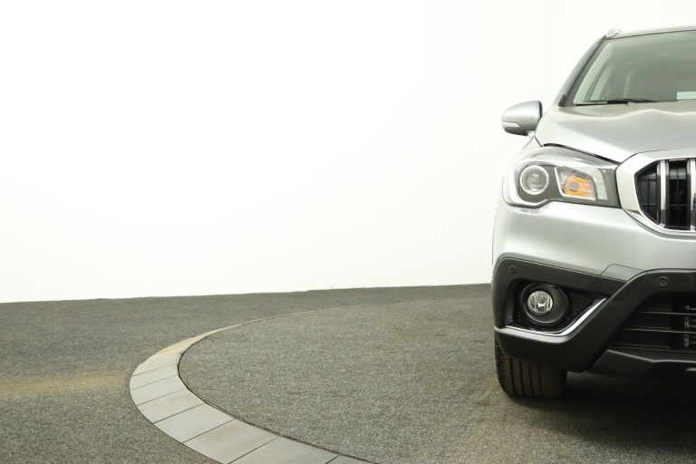 Suzuki S-Cross - 1.4 Boosterjet High Executive 33