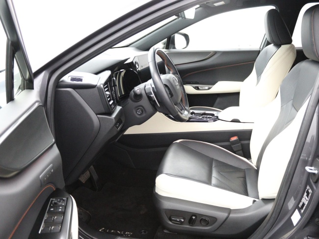 Lexus NX - 450h+ AWD Executive Line