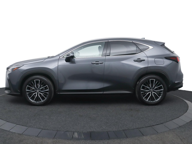Lexus NX - 450h+ AWD Executive Line 3