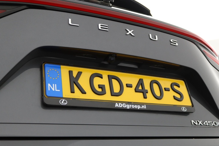 Lexus NX - 450h+ AWD Executive Line 38