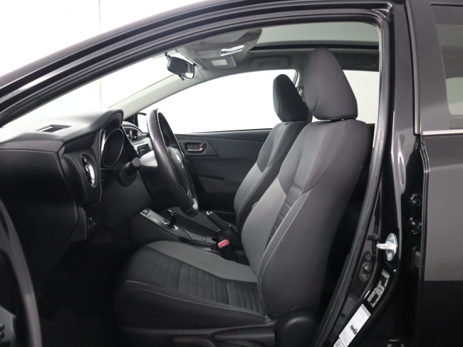Toyota Auris - 1.8 Hybrid Lease Pro