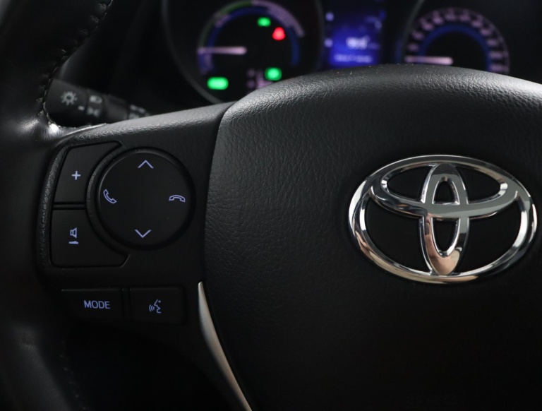 Toyota Auris - 1.8 Hybrid Lease Pro 19