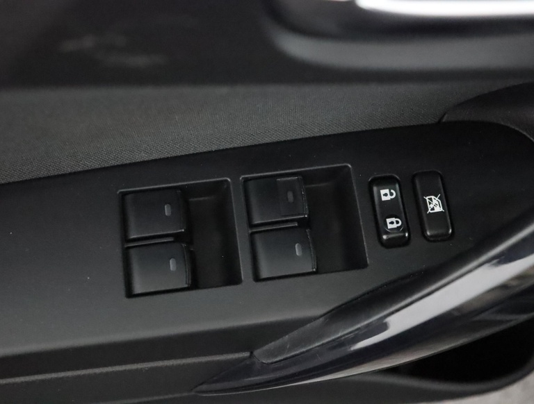 Toyota Auris - 1.8 Hybrid Lease Pro 27