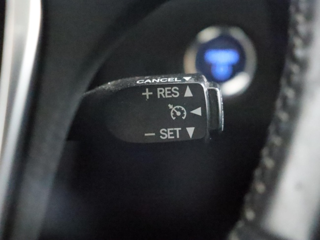 Toyota Auris - 1.8 Hybrid Lease Pro