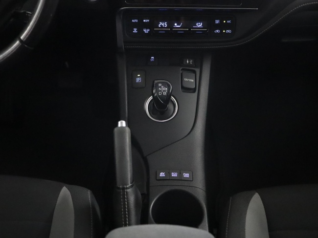 Toyota Auris - 1.8 Hybrid Lease Pro