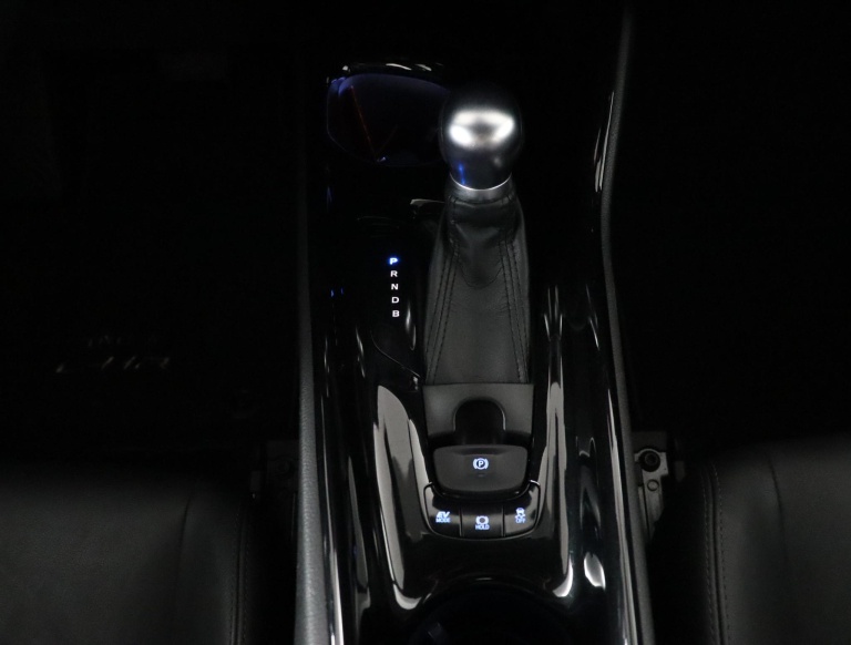 Toyota C-HR - 1.8 Hybrid Bi-Tone 27