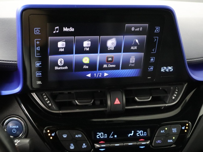 Toyota C-HR - 1.8 Hybrid Bi-Tone