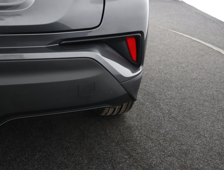 Toyota C-HR - 1.8 Hybrid Bi-Tone 39