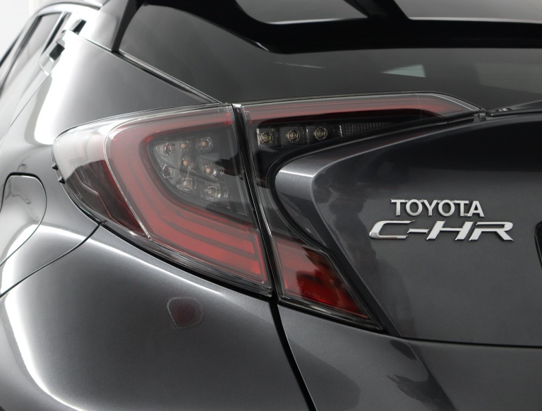 Toyota C-HR - 1.8 Hybrid Bi-Tone 40