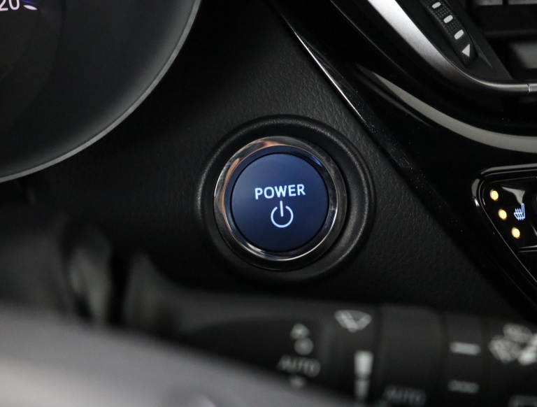 Toyota C-HR - 1.8 Hybrid Bi-Tone 46