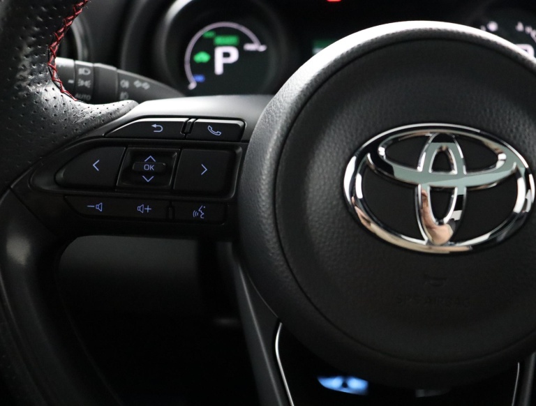 Toyota Yaris - 1.5 Hybrid GR Sport 19
