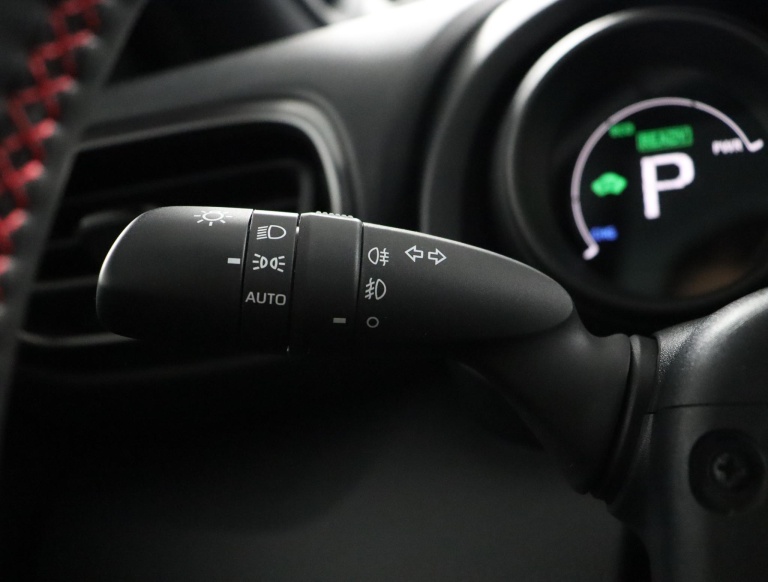 Toyota Yaris - 1.5 Hybrid GR Sport 29