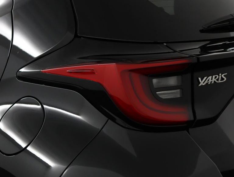 Toyota Yaris - 1.5 Hybrid 130 Executive 42