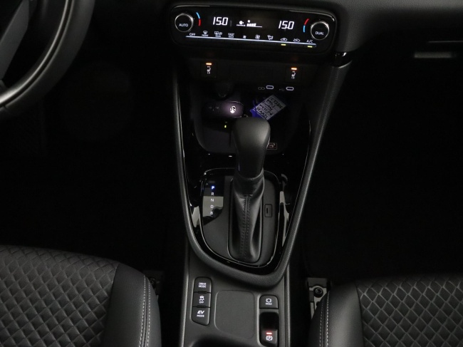 Toyota Yaris - 1.5 Hybrid 130 Executive