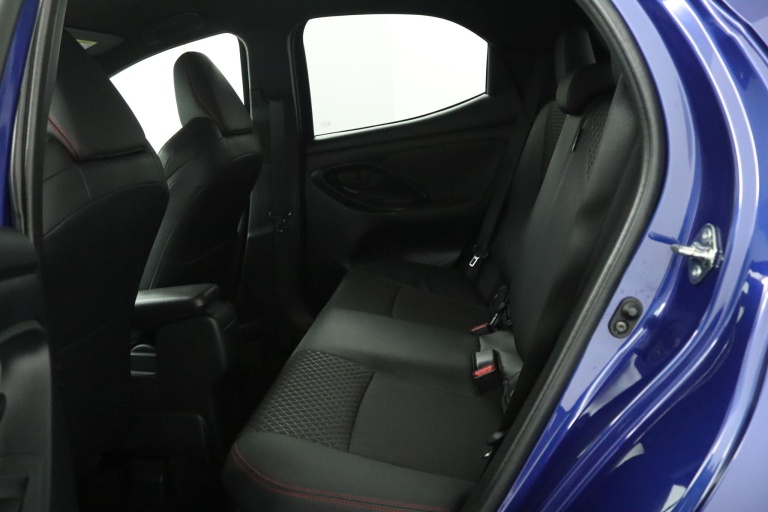 Toyota Yaris - 1.5 Hybrid Tokyo Pop Out 17